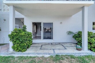 Building Photo - 2200 S Ocean Dr