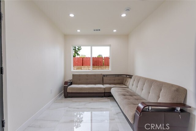 Foto del edificio - 20473 Shamrock Pl