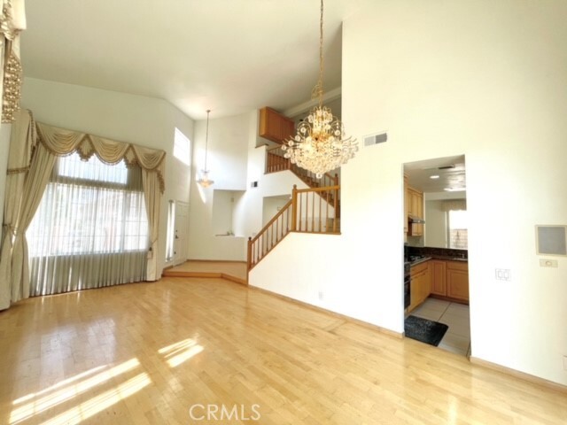Foto del edificio - 18540 Dancy St