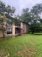 Building Photo - 229 Craddock Ave