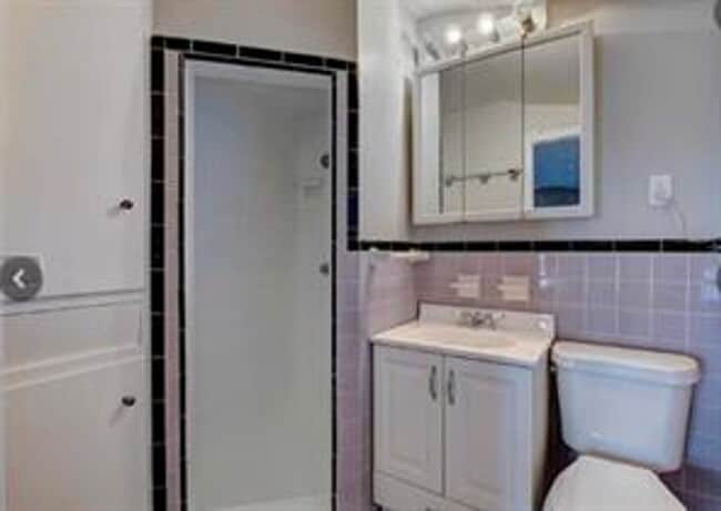 Building Photo - 909 Duncan Ln