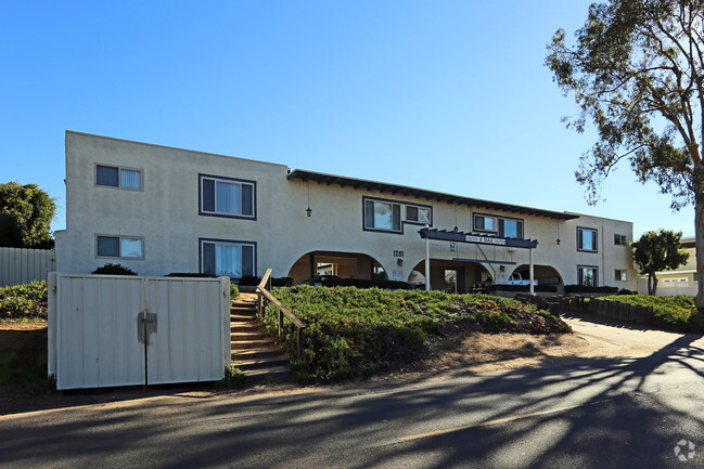 Building Photo - Seaside Commons