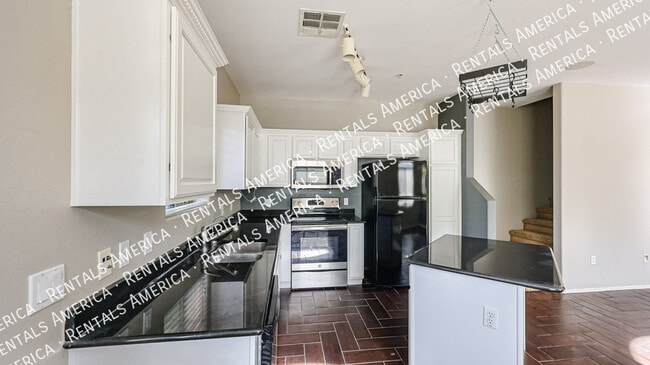 Foto del edificio - 2727 N Price Rd