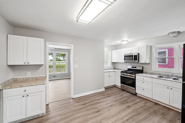 Building Photo - Charming 3BR House in Gastonia