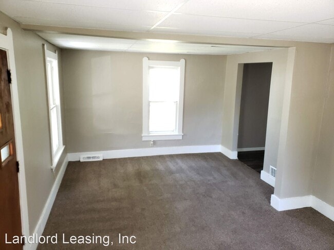 Building Photo - 4 br, 1 bath House - 504 W. 25th Street
