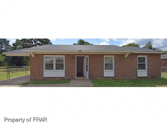 Primary Photo - 923 Fiske Dr