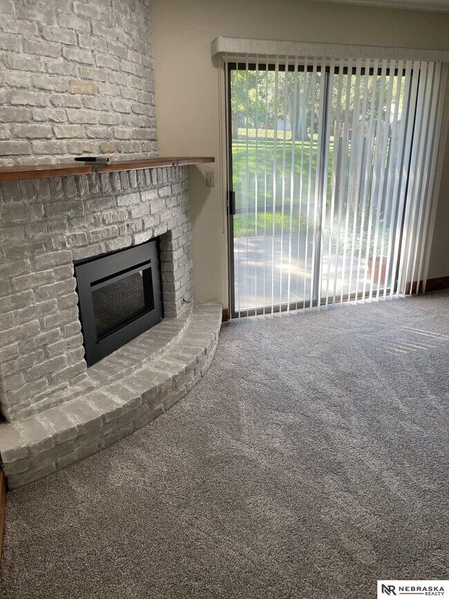 5815 Otoe St, Lincoln, NE 68506 Townhome Rentals in Lincoln NE