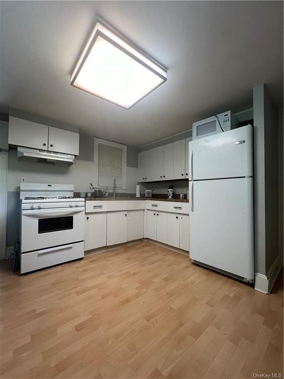 364 Angola Rd Unit 2, Cornwall, NY 12518 Room for Rent in Cornwall