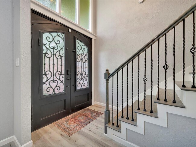 Foto del edificio - 5346 Apple Blossom Ln