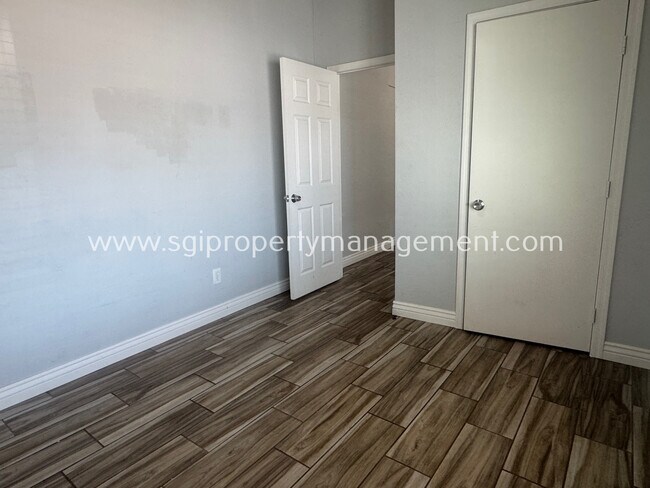 Foto del edificio - 3506 W Roosevelt St