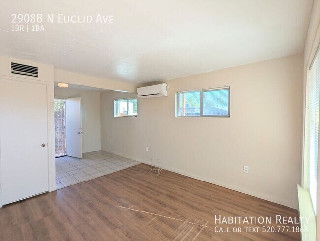 Foto del edificio - 2908B N Euclid Ave-