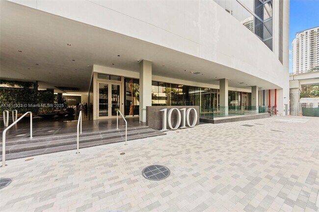 Foto del edificio - 1010 Brickell Ave