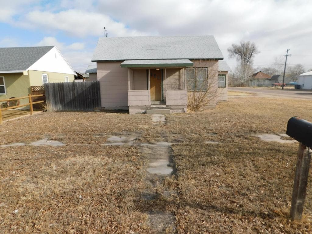 Primary Photo - 302 N 10th Ave
