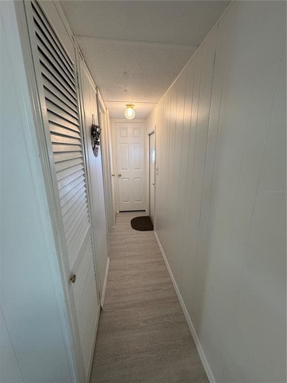 Foto del edificio - 714 Locarno Dr