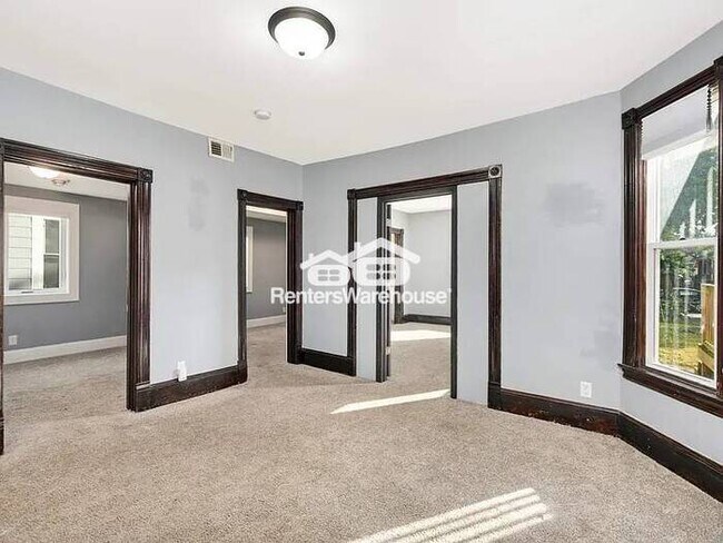 Foto del edificio - Comfortable 3-Bedroom in a Convenient Location