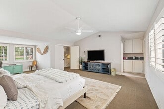 Building Photo - 77593 Woodhaven Dr S