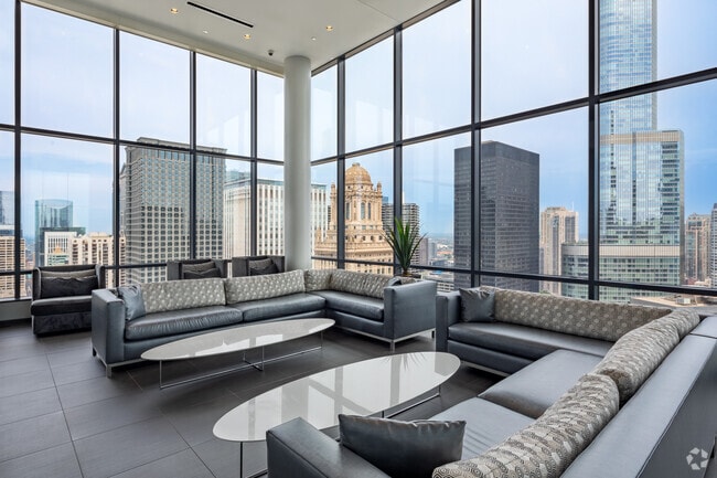 Sky Lounge - 73 East Lake