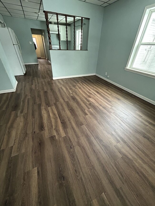 Building Photo - Cute and Cozy 2BR/1BA House