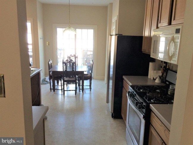 Foto del edificio - 4639 Old Oak Rd