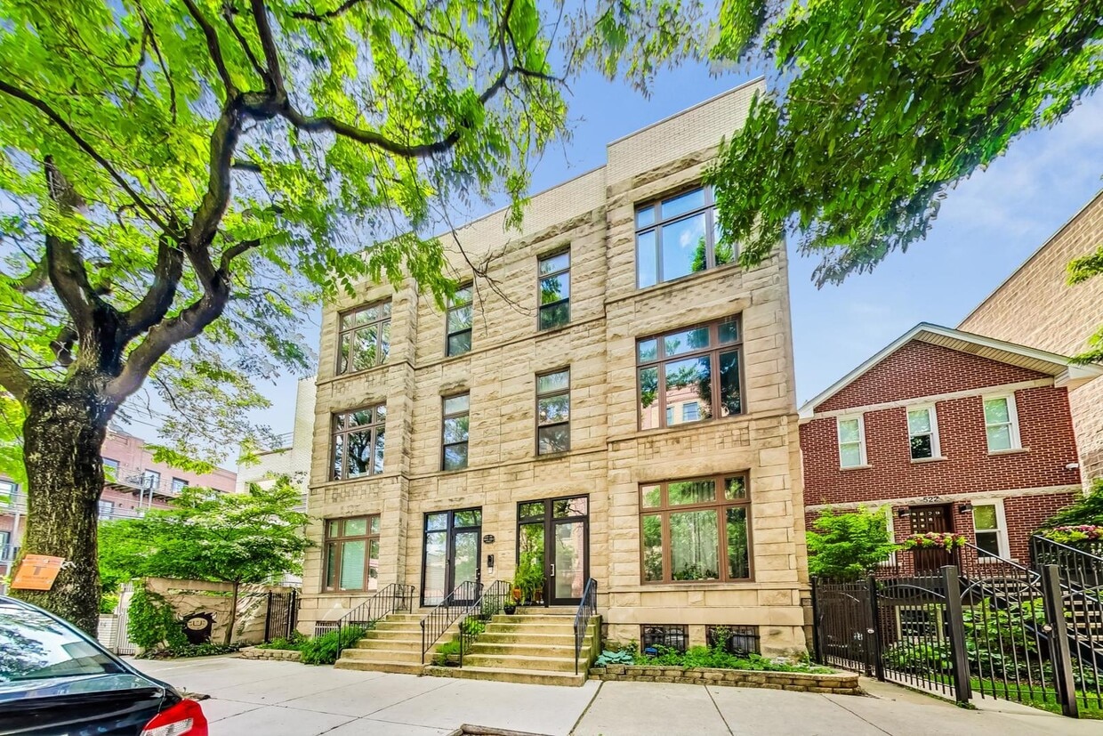 Primary Photo - 520 N Noble St