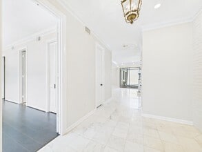 Building Photo - 7608 Del Monte Dr