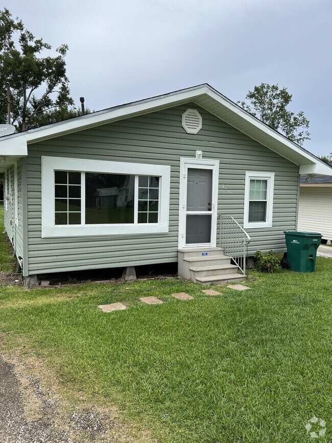 Apartments for rent in Moss Bluff LA 18 Rentals