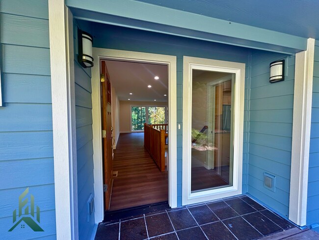 Foto del edificio - Newly remodeled 5 bed/3 bath Philomath home