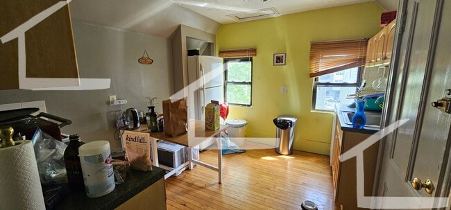 Building Photo - 2bed apartment in Allston