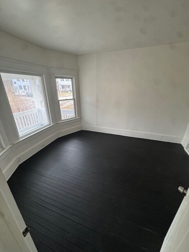 Foto del edificio - 692 E 128th St