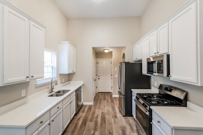 Building Photo - 85 Stone Commons Way