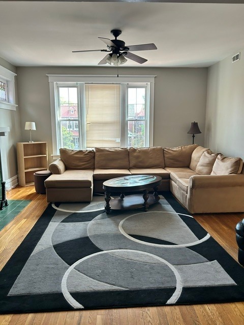 Living Room - 6123 Waterman Blvd