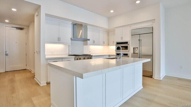 Building Photo - 2606 Rivington