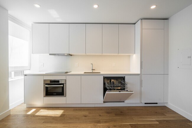 Photo du bâtiment - 755 Avenue Rd