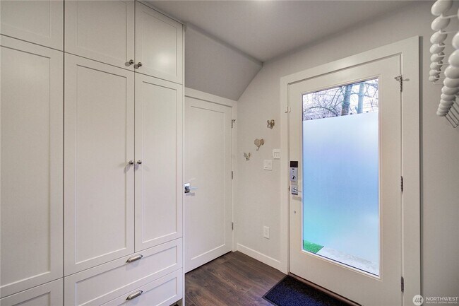 Foto del edificio - 2Bd/1.75Ba Seattle Townhouse