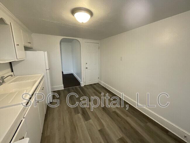 Foto del edificio - 934 W Princess St