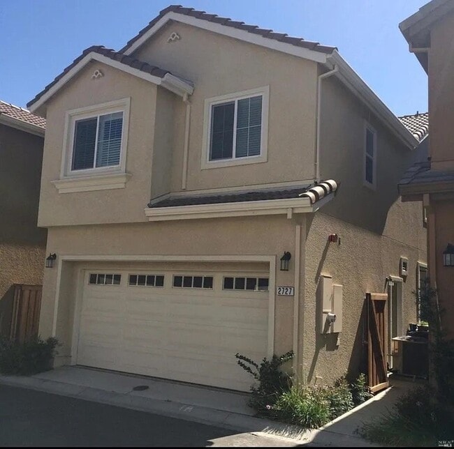 Building Photo - 2727 Blakely Ln