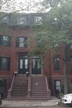 Building Photo - 821 E Broadway