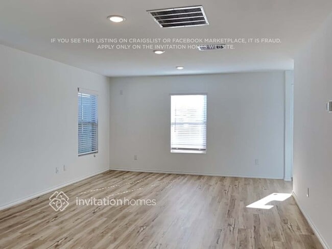 Building Photo - 24043 Mustang Run Dr