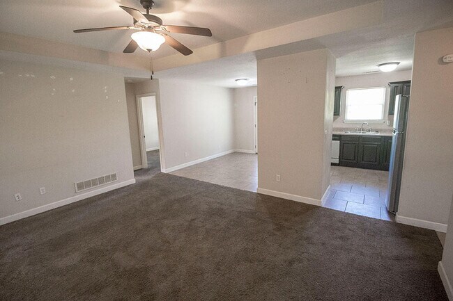 Building Photo - 4609 Dehaven Dr