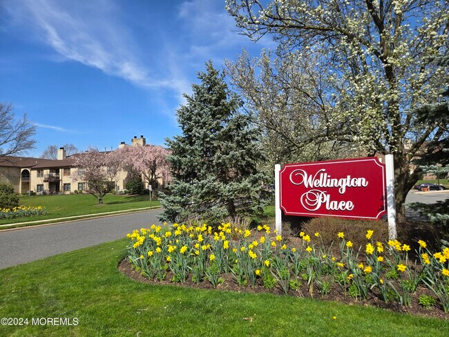 Foto del edificio - 912 Wellington Pl