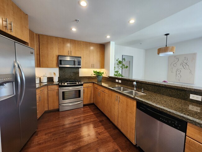 Foto del edificio - 438 W Grand Ave