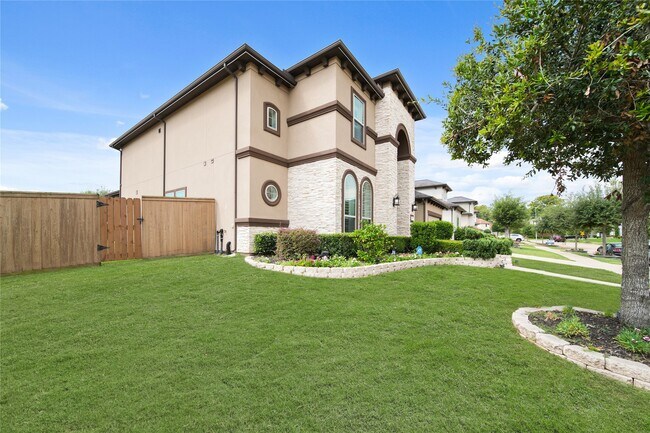 Foto del edificio - 6411 Tarrion Bay Ln