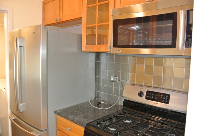 Building Photo - 576 E Windgate Ct