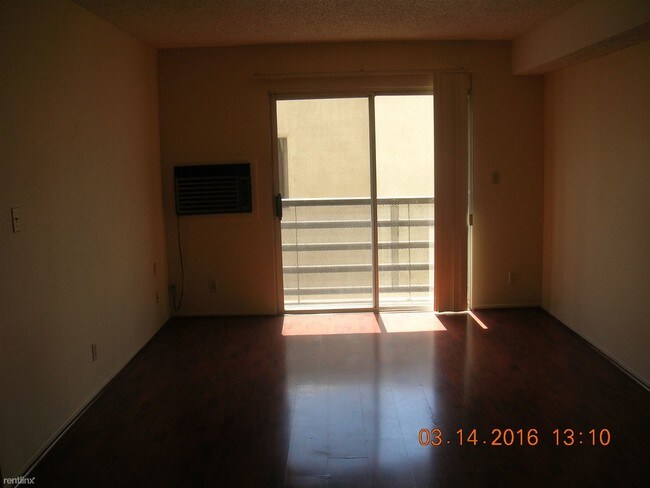 Foto del edificio - 504 S Normandie Ave