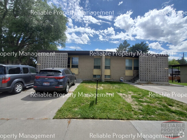 Building Photo - 1066 Garfield St