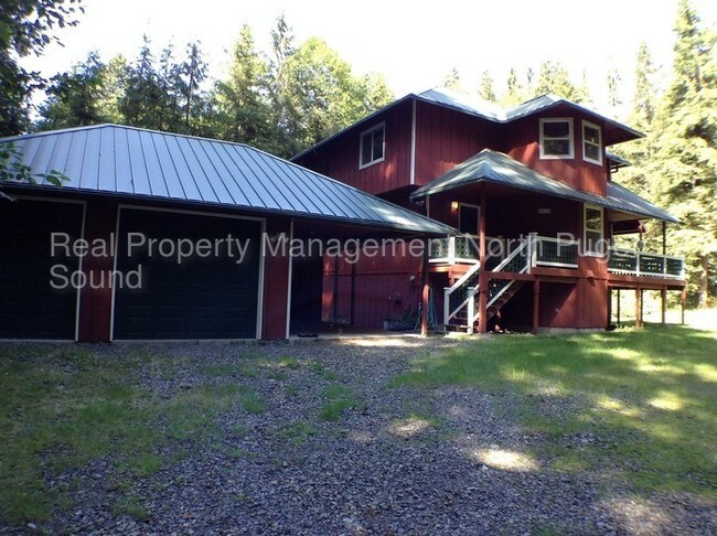 Building Photo - 35713 Mountain Loop Hwy