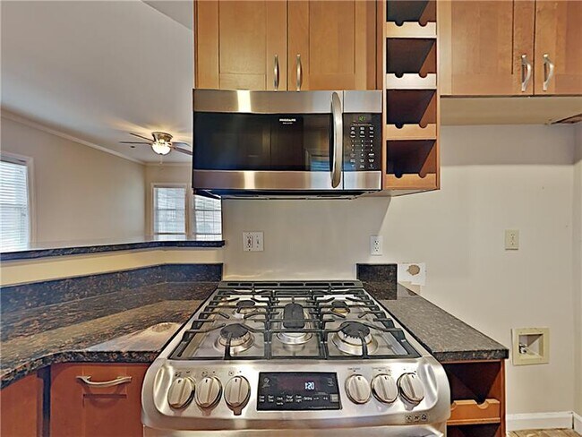 Building Photo - 1316 Stillwood Chase