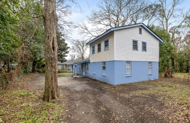 Foto del edificio - Spacious & Fully Renovated Prime North Charleston Location – Pre-Leasing Now!