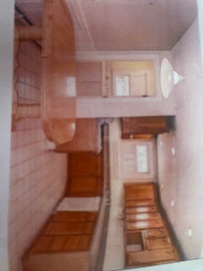 Foto del edificio - 52 Littleton Rd