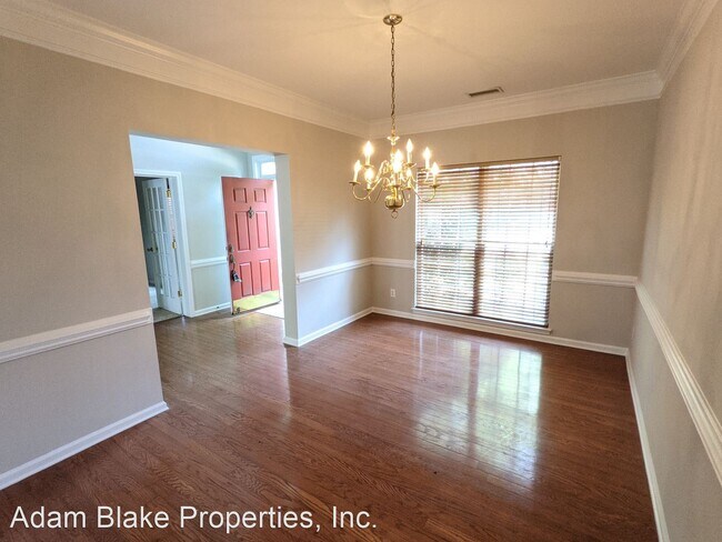 Foto del edificio - 8315 Lynnewood Glen Dr